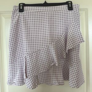 Altar’d State purple and white checkered ruffled mini skirt. Size L